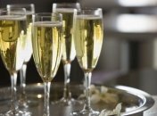 Медики назвали удивительные свойства шампанского