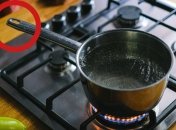 Отвір на ручці сотейника