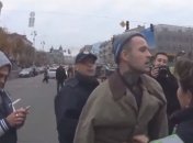 Решил проверить физподготовку полицейских: в Киеве ловили голого мужчину