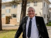 В Канаде 61-летнего мужчину осудили за брак с 24 женами