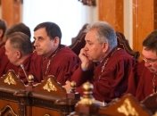 Работники Верховного суда и ряда других будут получать более высокую зарплату