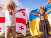 Украинцы смогут ездить по ID-картам в еще одну страну