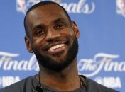 ЛеБрон Джеймс отказался от нового баснословного соглашения с "Кливлендом"