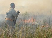 Спасатели более трех часов тушили пожар в Николаеве