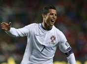 Юбилейный и рекордный гол для Роналду