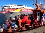 Германия примет 50 из 450 мигрантов, спасенных накануне