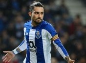 Челси присматривается к защитнику Порту