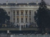 Возле Белого дома задержали канадца с бутылками виски для Трампа