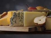 Когда лучше всего есть сыр? 