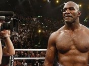 Холифилд: Стиль братьев Кличко уничтожил интерес зрителей к супертяжелому весу