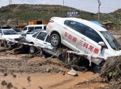 Ливни в Китае: Восемь человек погибли, еще двое пропали без вести