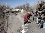 Экс-президент Украины с МККК обсуждал вопрос моста в Станице Луганской