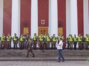 В Одессе здание мэрии оцепили силовики