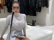 Ким Кардашян показала соблазнительное тело (Фото)