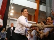 Один из претендентов на пост президента США снял свою кандидатуру