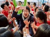 На открытие нового Apple Store собрались больше 1000 человек 