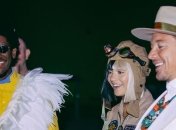 Співачка Sia всиновила 16-річного сироту, який став героєм фільму
