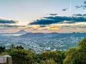 Перша країна хоче офіційно дозволити розплачуватися біткоїнами