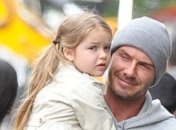 Дочурка Дэвида и Виктории Бекхэм написала родителям трогательное послание