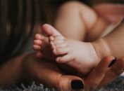 Выбросила в яму: В Днепровской области задержали женщину, которая убила своего младенца