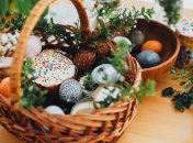 Пасхальная корзинка должна выглядеть нарядно и празднично