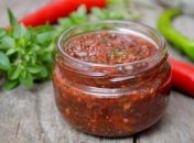 Як приготувати аджику з перцю на зиму