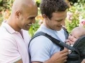 Бельгийским геям разрешили увезти суррогатного сына с Украины