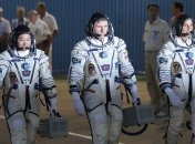 С космодрома Байконур стартовал пилотируемый корабль "Союз"