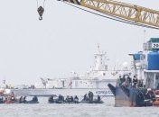 Количество жертв крушения парома в Южной Кореи превысило 100 человек