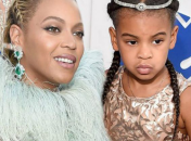 Как шестилетняя дочь Бейонсе «строит» родителей и бабушку: ВИДЕО