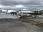 Разрушительные торнадо в США: число жертв растет (Видео)