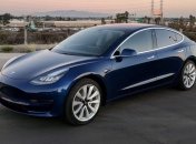 Илон Маск назвал сроки появления полноприводной Tesla Model 3