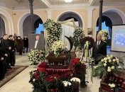 Знаменитости прощаются с Виталием Белоножко