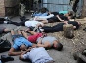 Полиция задержала 27 участников криминальной "сходки" с оружием (Видео)