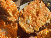 Намазка з моркви, яєць та плавленого сиру