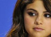 Селена Гомес общается с девушкой, которая увела у нее Бибера