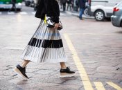 Не всі спідниці підходять під низькі підбори