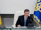 Янукович выразил соболезнования в связи со смертью Чавеса