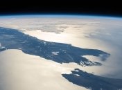 Телескоп "Хаббл" запечатлил галактику, похожую на лицо (Фото)