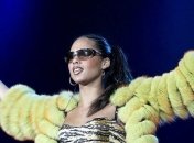 Алиша Кис не может найти место для многочисленных "Грэмми"  