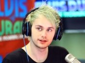 Музыкант загорелся во время концерта (Фото)