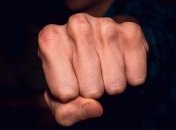 В Новой Каховке до смерти избили военного: момент убийства попал на видео