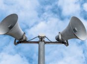 Українців попросили сховатися у безпечні місця