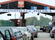 В очередях на польской границе стоят более тысячи автомобилей