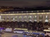 Российские правоохранители массово задерживают протестующих