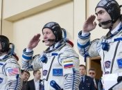 "Союз" с 3-мя космонавтами на борту совершил посадку 