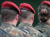 Женщины-военные в Германии переоденутся в форму для беременных