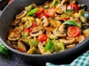 Запечені овочі — чудовий гарнір до м’яса та риби