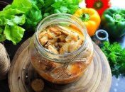 Соковита, ароматна та неймовірно смачна курка в банці