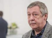 Михаила Ефремова перевели из колонии под домашний арест: причина